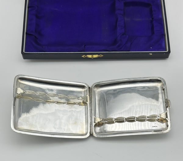 Vintage Japanese 950 Silver Cigarette Case and Lighter in Fitted Case. Signed